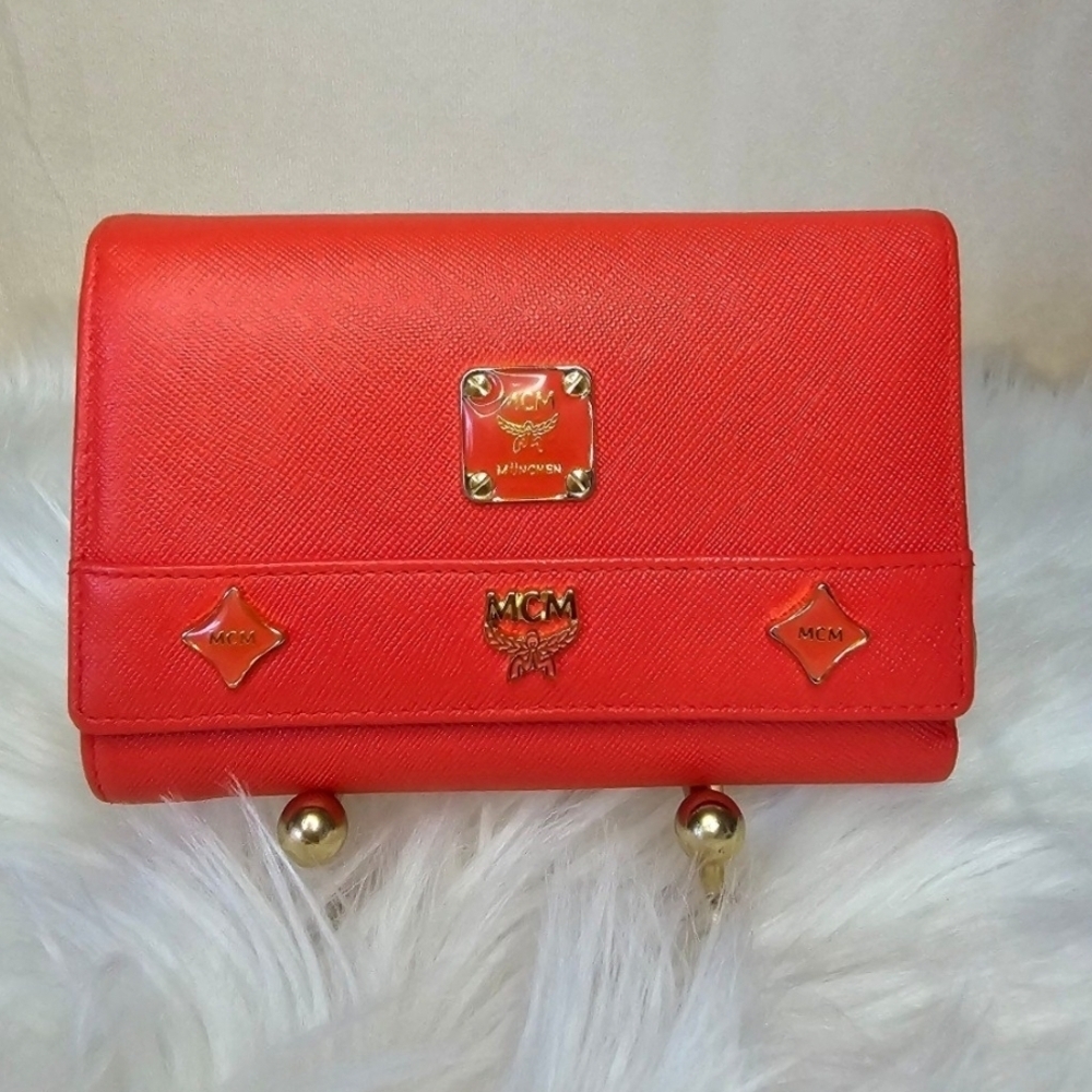 🧡▪️ MCM ▪️Orange Leather  Wallet with Gold Accents And Charm